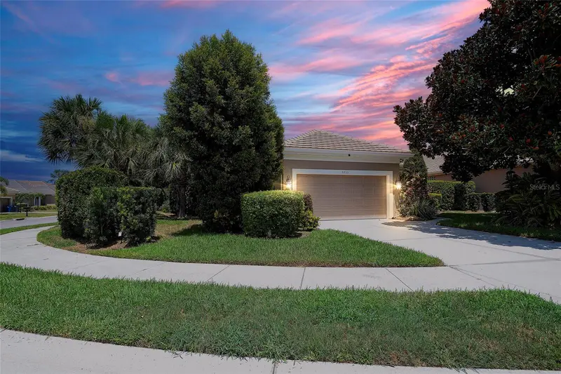 9735 53rd Dr E, FL