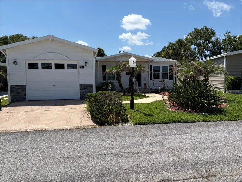 144 Victoria Dr, FL