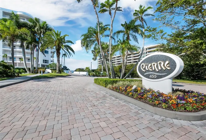 455 Longboat Club Rd #Ph8, FL