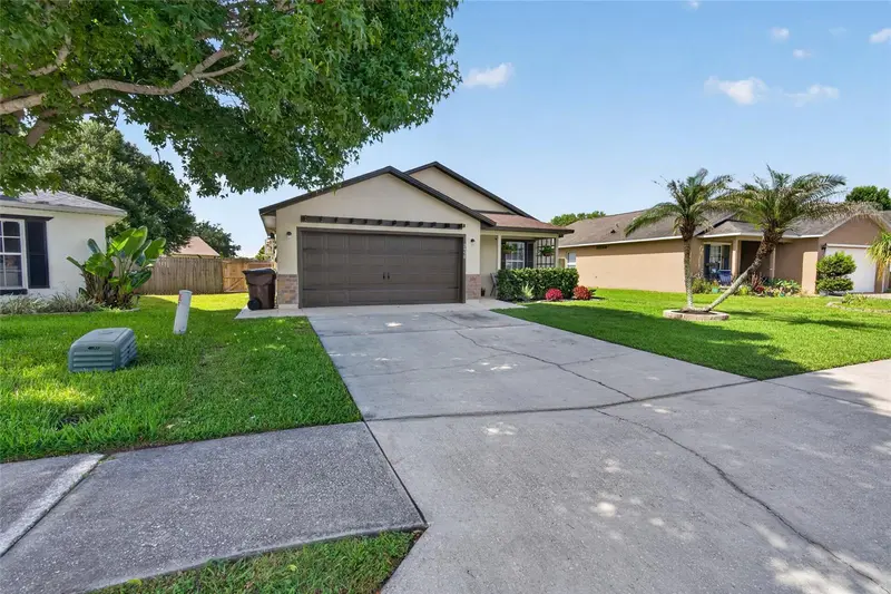 2958 Cool Breeze Cir, FL
