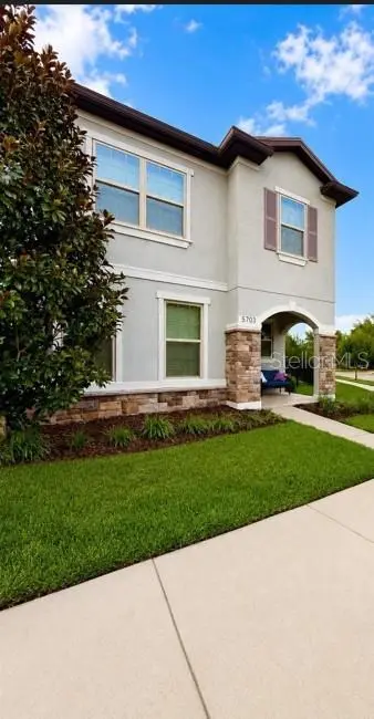 5703 Village Center Dr, FL