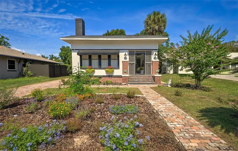 740 Summit St, FL