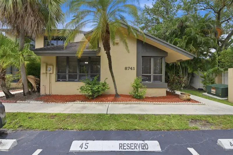 8741 Cleary Blvd, FL