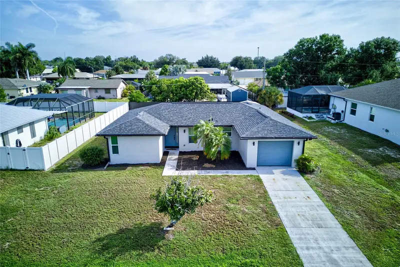 27072 Hillshire Ln, FL