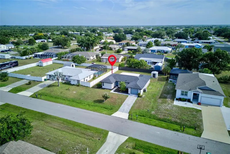 27072 Hillshire Ln, FL