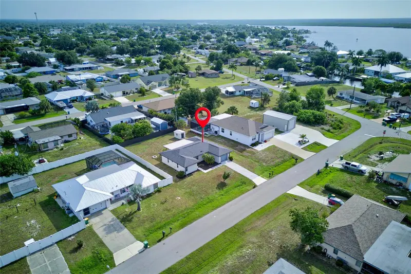 27072 Hillshire Ln, FL