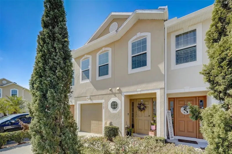 3747 Woodbury Hill Loop, FL