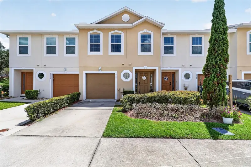 3747 Woodbury Hill Loop, FL