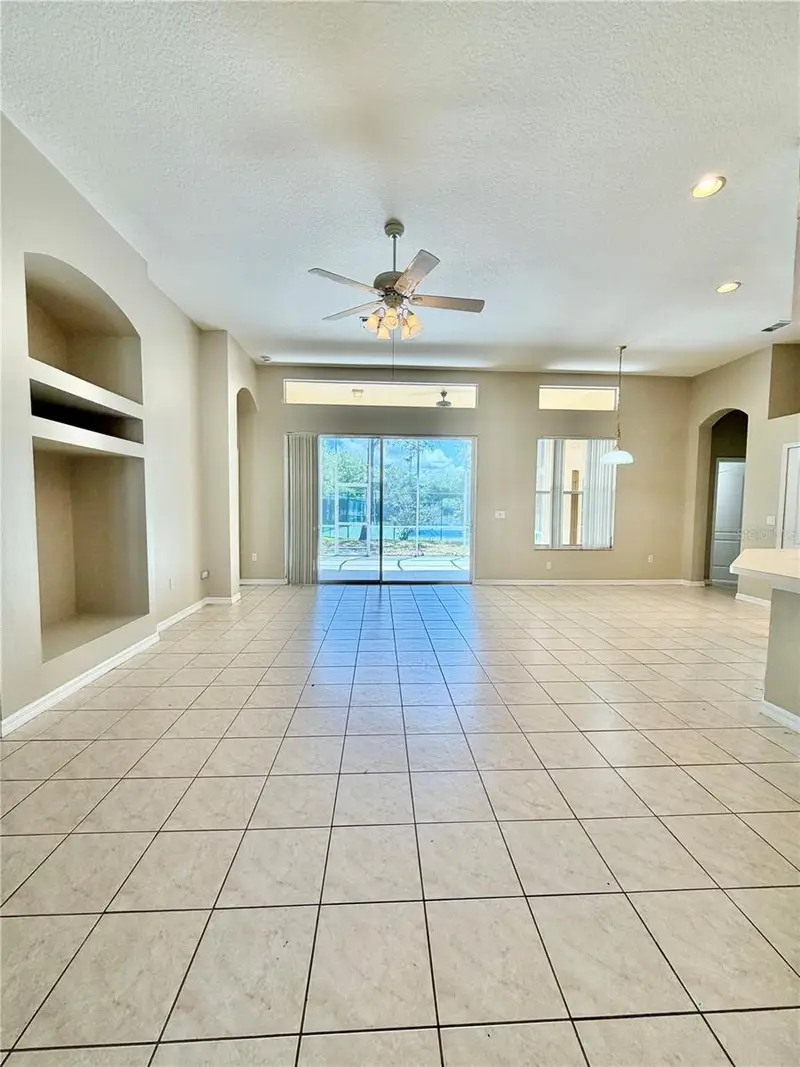 2708 Wood Pointe Dr, FL