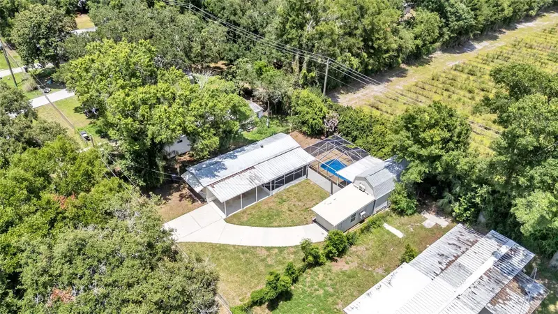 212 Kaylor Dr, FL