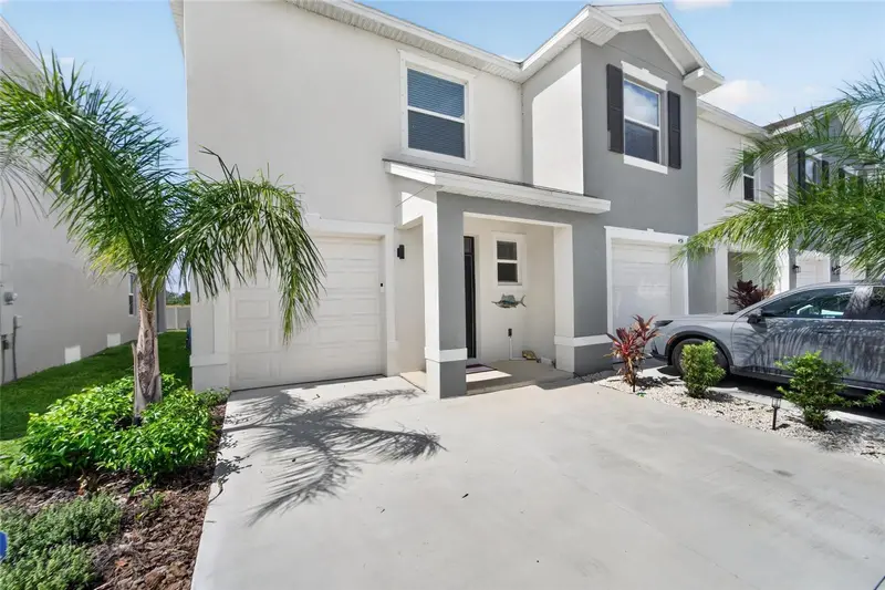 472 Mangrove Shade Cir, FL