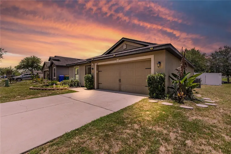 2491 Bracknell Forest Trl, FL