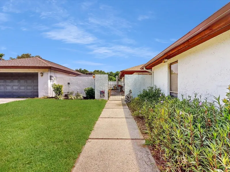 111 Tuxford Dr, FL