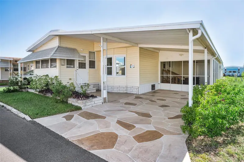 2127 Kona Dr, FL
