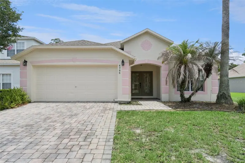 4706 Cumbrian Lakes Dr, FL