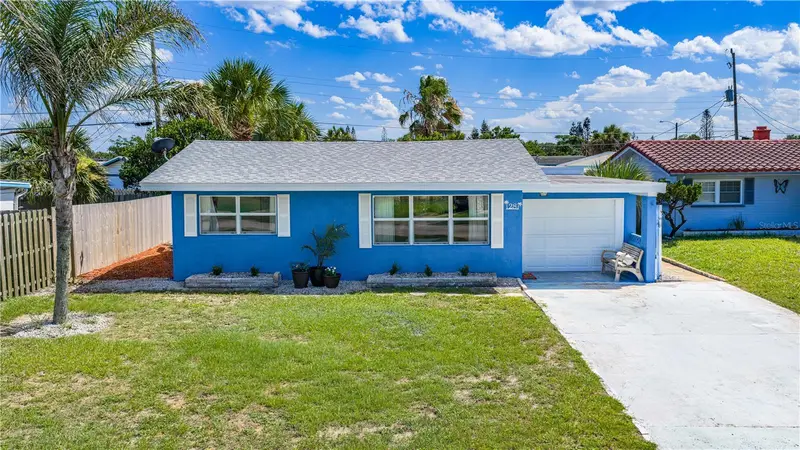 28 Beechwood Dr, FL