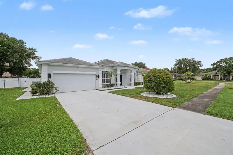 6079 Red Stag Dr, FL