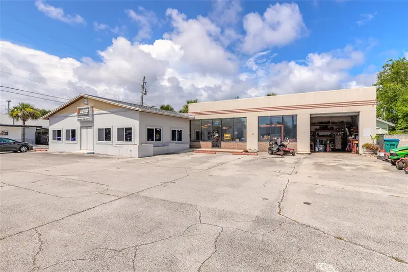 600 N Dixie Fwy, FL