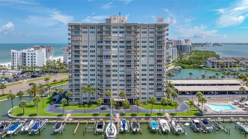 1621 Gulf Blvd #706, FL