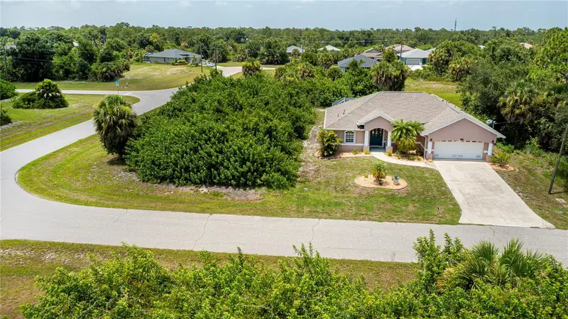 113 & 121 Red Cedar Park, FL