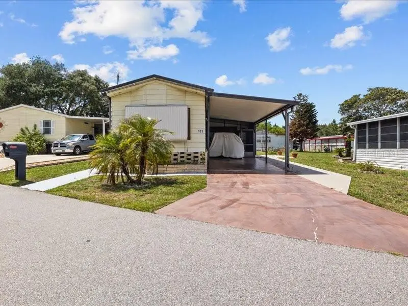 111 Cherrywood Dr, FL