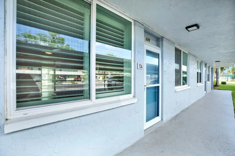 4715 Bay St Ne #126, FL