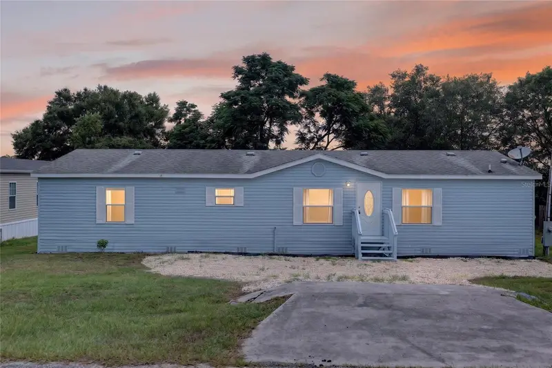 225 Skyline Dr, FL