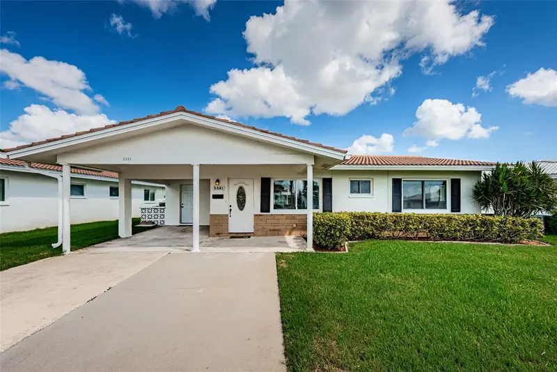 3581 100th Ter N, FL