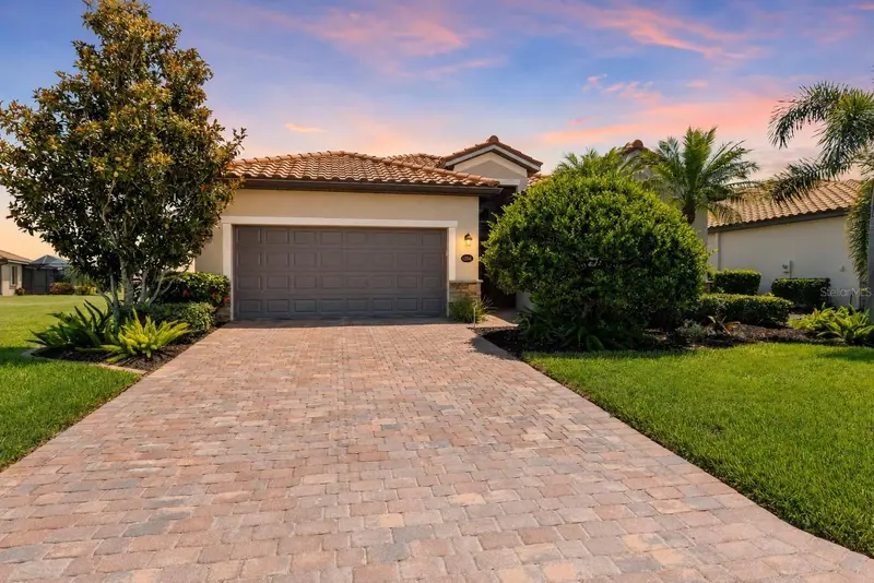 6907 Quiet Creek Dr, FL