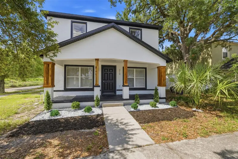 319 E Hanlon St, FL