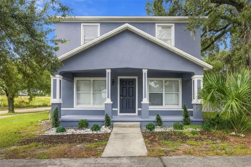 319 E Hanlon St, FL