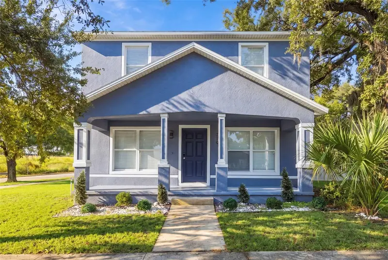 319 E Hanlon St, FL