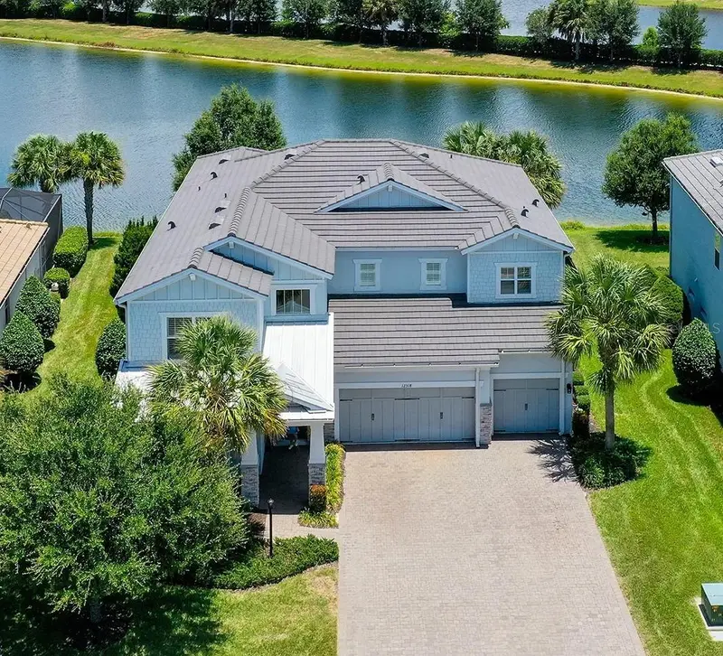 12318 Blue Hill Trl, FL