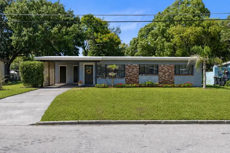 Oak Ridge / Meadow Woods listing