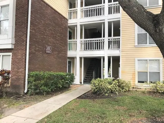 4211 Chatham Oak Ct #102, FL