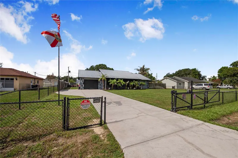 2426 View Way, FL