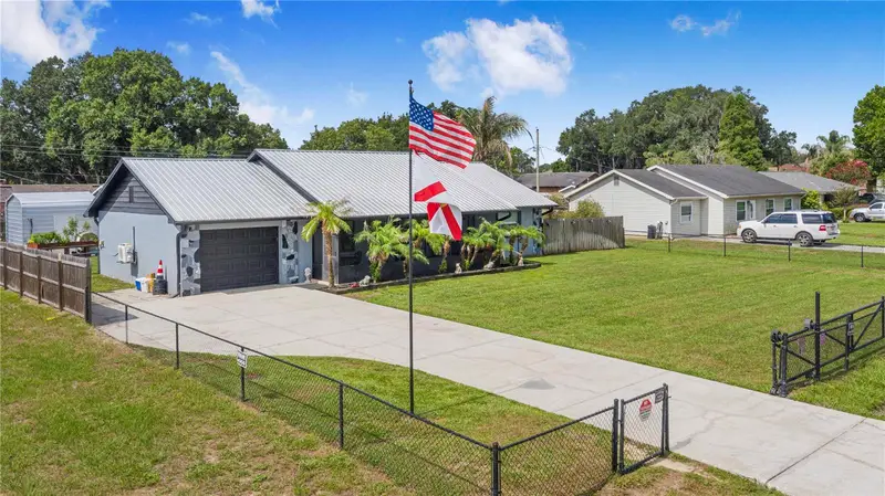 2426 View Way, FL