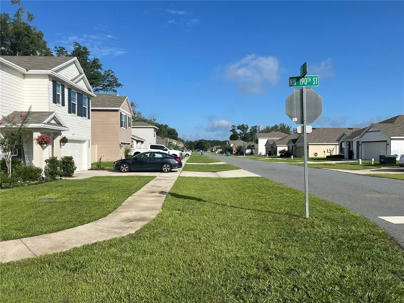 19007 Nw 164th Rd, FL