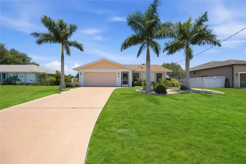 244 Mark Twain Ln, FL