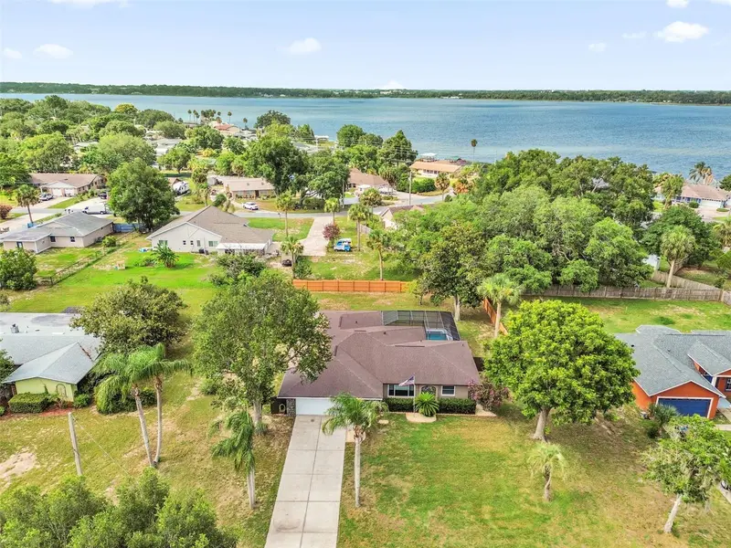 5202 Sydney Rd, FL