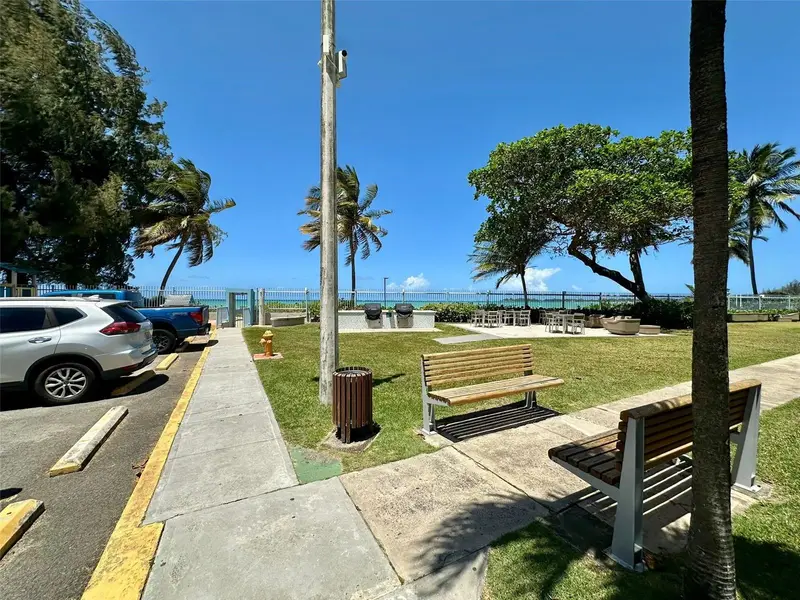 185 Calle Pine Grove #B-1, PR