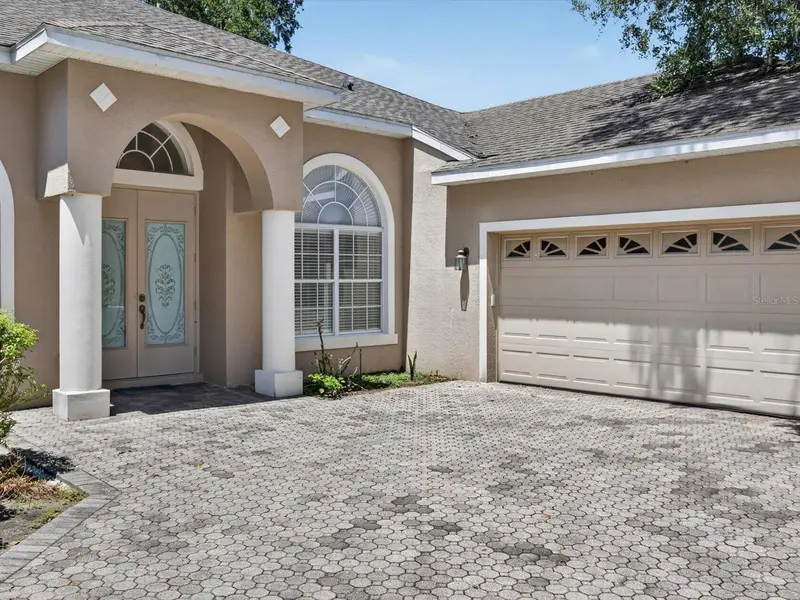 2275 Rambling Oaks Way, FL