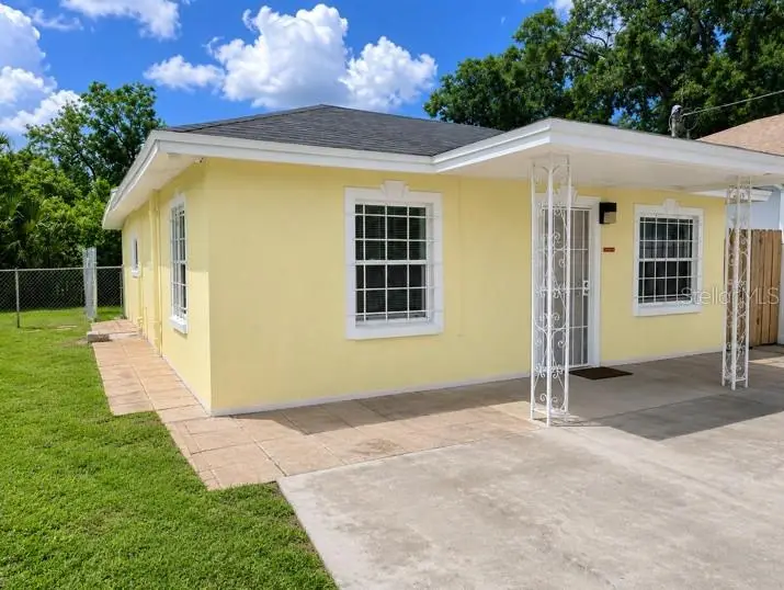 1807 E Waters Ave, FL
