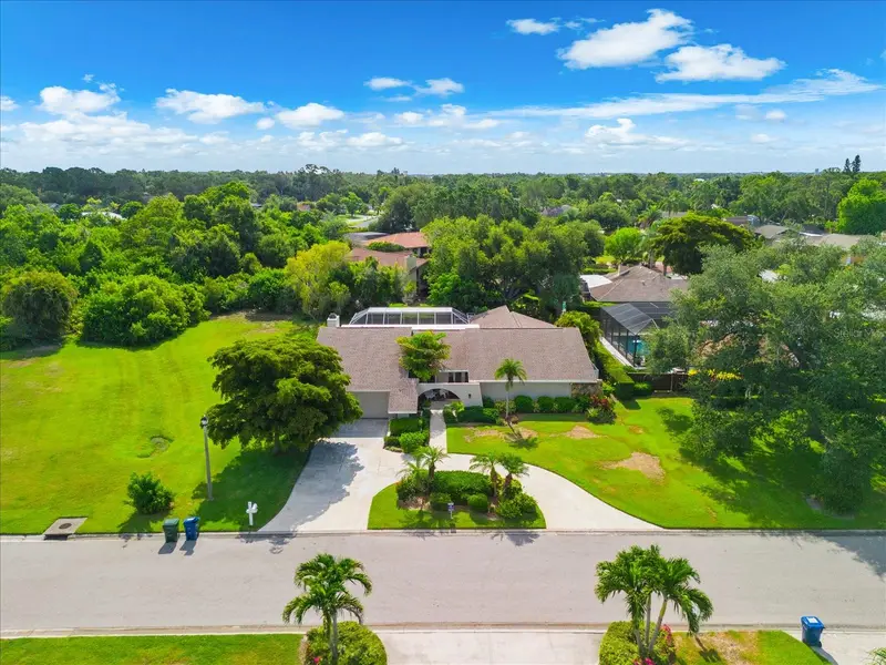 4010 Country View Dr, FL