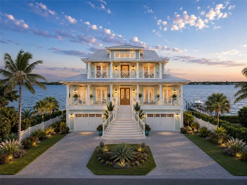 121 Augusta Ave, FL