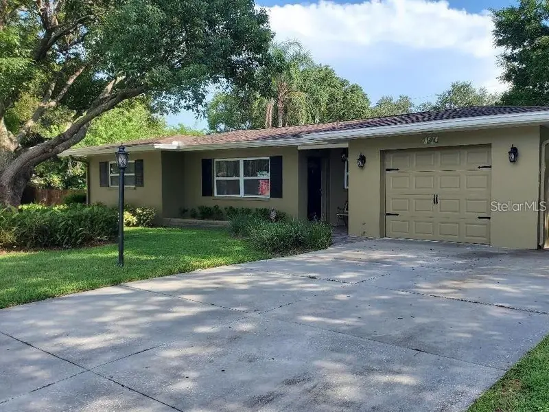 1637 Whitewood Dr, FL