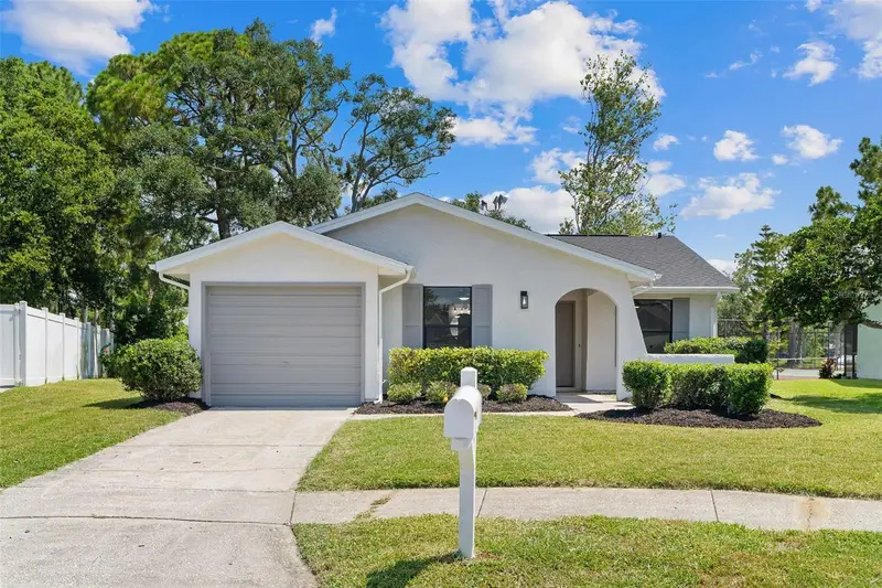 1206 Sawgrass Ct, FL