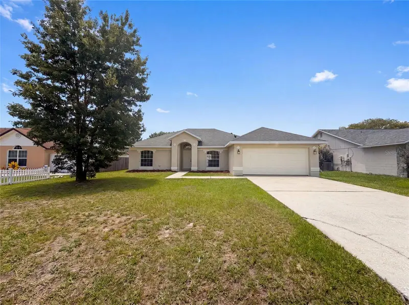 714 Dromedary Dr, FL
