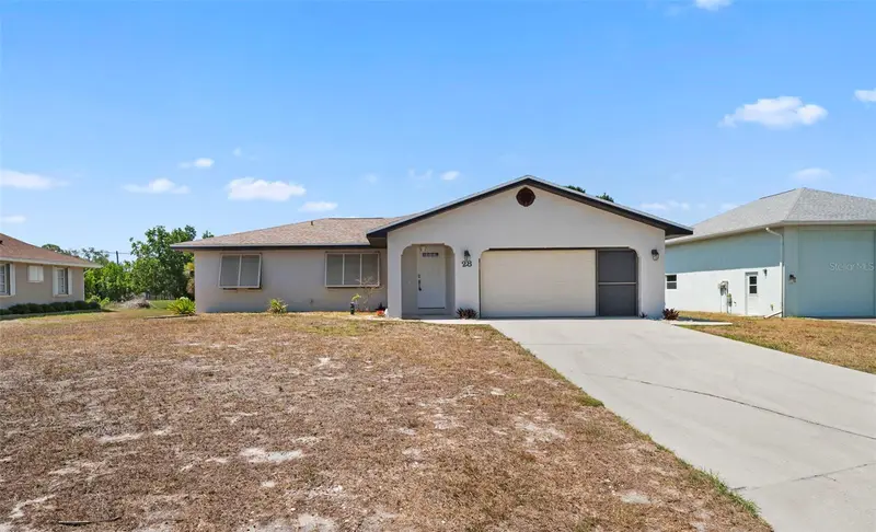 28 Clintwood Ave, FL