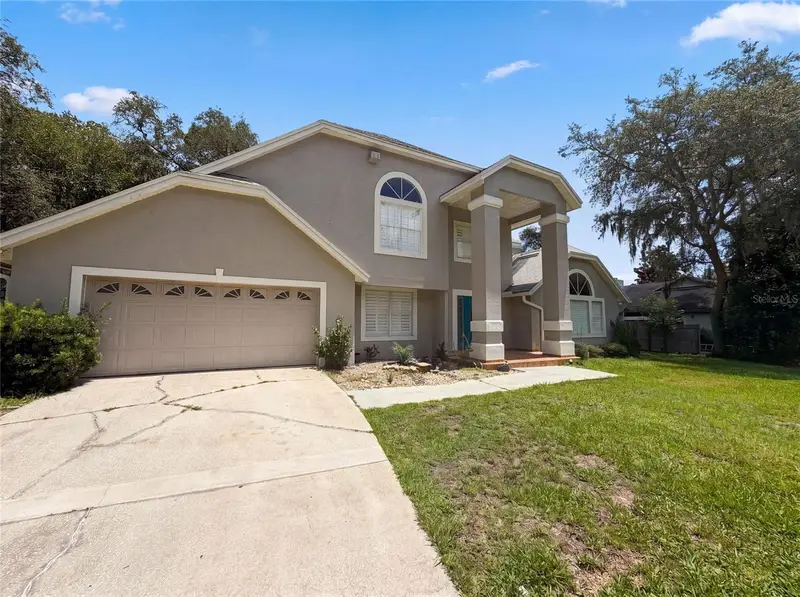 300 Sprucewood Rd, FL